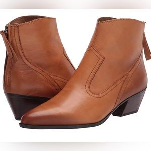 Naturalizer Women's Wallis Booties Ankle Boot